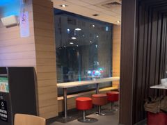 -麦当劳(乳山路店)