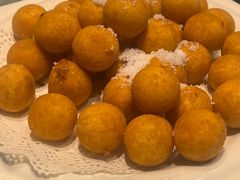 -老码头黑皮肘子锅包肉(赣水路店)