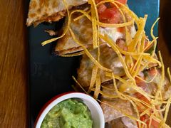 -Famous肥猫墨西哥音乐餐吧(五棵松华熙LIVE店)