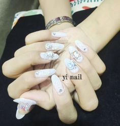 -逸日式美甲美睫工作室