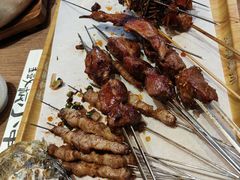 -街角等你.大连海鲜烧烤.经典铁板海鲜串(西安路店)