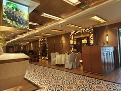 -鸿泰洋美食水会(东门中店)