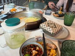 -喃喃椰·糟粕醋·椰子鸡火锅(七堡花园店)