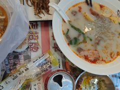 -大脸鸭记鸭血粉丝·小锅米线(水游城店)