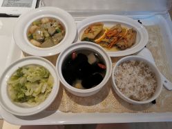 -乐茵敔山湾月子中心(独栋湖景店)