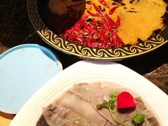 -映山红鲜货火锅(鱼嘴店)