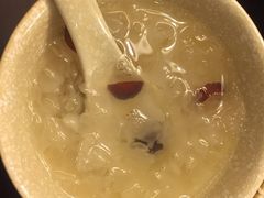 银耳羹-75幢私房菜馆