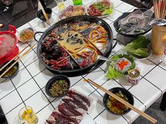 -铜元老码头鳝鱼火锅