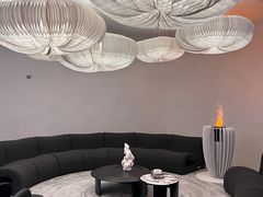 -涨巢·潮玩水疗局