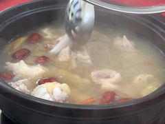 -花苑美食横琴生蚝火锅(拱北粤华路店)