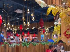 -老滇山寨•云南特色菜•地方菜•民族风情歌舞表演(金碧店)