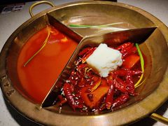 -叁口煮市井老火锅(春熙路店)