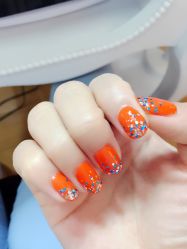 -AI艾耳·专业手工耳洞·穿孔美学馆