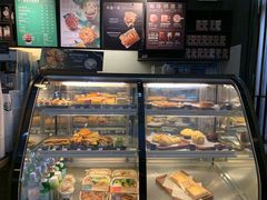 面包甜点陈列柜-星巴克(南京新百店)
