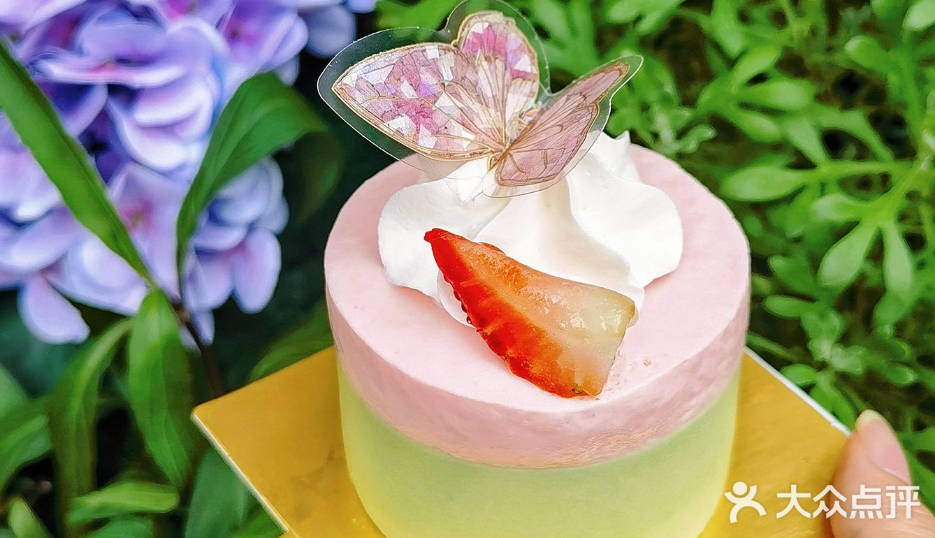 美心的新品小蛋糕跟春天也太适配了吧💕