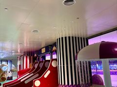 -涨巢·潮玩水疗局