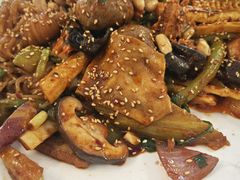 -拿渡·水煮鱼麻辣香锅(王府井奥莱·香江小镇店)