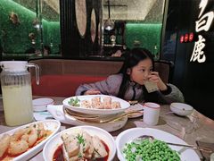 -新白鹿餐厅(嘉兴八佰伴华府店)