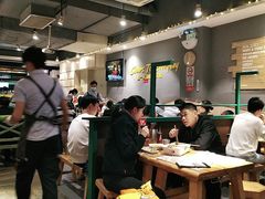 大堂-木屋烧烤(岗顶二店)