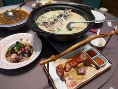 -香山湖家家宴(中山陵店)