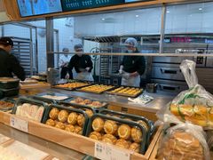 面包甜点陈列柜-泸溪河桃酥(欧尚店)