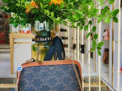 -奢物·巴黎站奢侈品回收寄售