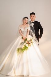 -雪中彩影婚纱摄影·微光艺术中心