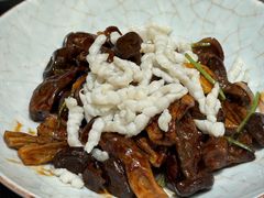 爆炒鹿茸豚丝-沈灶河豚宴·河豚融合餐厅(汉中路店)