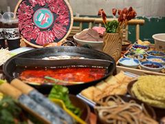 -周小明火锅(黑金冠社区店)