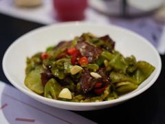 莴笋炒腊肉-渔芙南(三里屯店)
