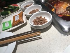 -海底捞火锅鲜切牛肉主题店(长寿路店)
