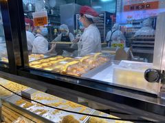 面包甜点陈列柜-鲍师傅糕点(春熙路店)