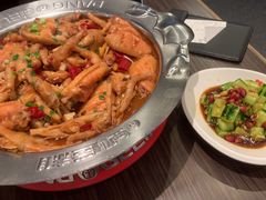 -胖哥俩肉蟹煲(湖滨银泰in77店)