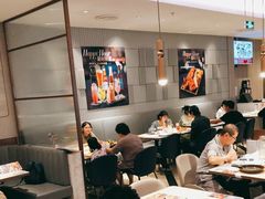 大堂-必胜客(东大桥店)