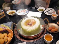 -得意咚瓜·顺德鱼生·冬瓜火锅(深圳首店)