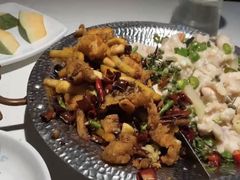 -小鱼小牛·鱼牛干锅·脆鱼火锅(世欧广场店)