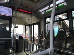 -上海长海医院-地下停车场