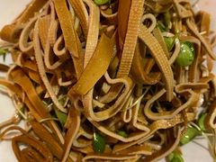 -老牌坊鲁菜名店(美莲广场店)