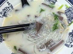 -鸭小妹鸭血粉丝(老门东店)
