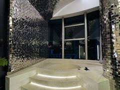 -Yolo私汤温泉设计师酒店(重庆南滨路店)