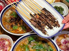 -云阿蛮云南生烫牛肉米线(奉贤路店)