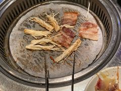-佰烧海鲜烤肉火锅自助(世茂国际广场店)