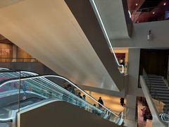 -交通银行前滩31演艺中心