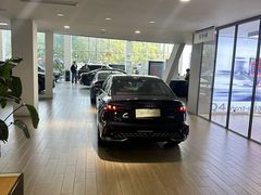 -上海永达奥诚奥迪4S店(申江路店)