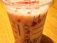 -星巴克(杭州湖滨银泰E区店)