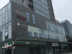 -小荧星艺校(大宁分校)