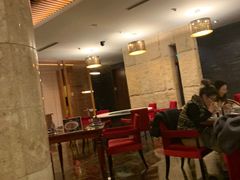 -粤尚腾香居中餐厅(首都机场希尔顿店)