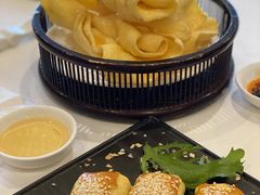 酥皮叉烧包-白天鹅宾馆-宏图府餐厅
