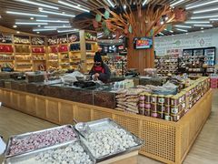 零售区-周记炒货·山核桃·甘栗(武林店)