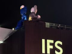 -黄兴南路步行商业街